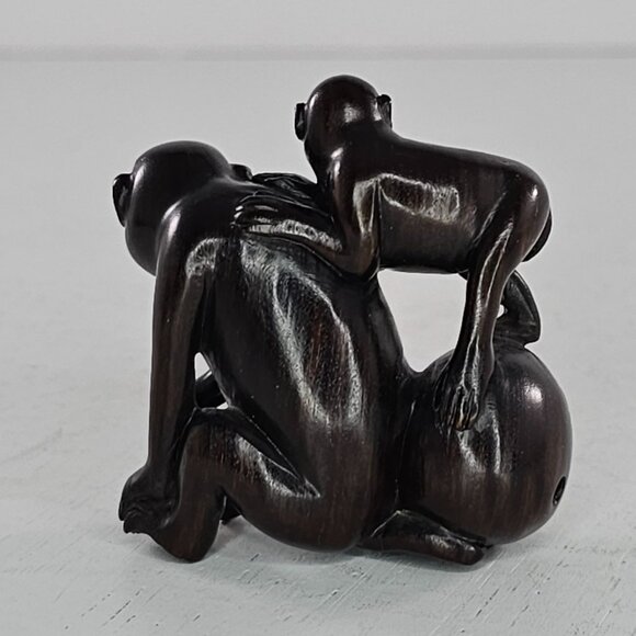 Vintage Japanese Netsuke Monkey Dark Boxwood Carved Figurine Signed - Picture 4 of 7